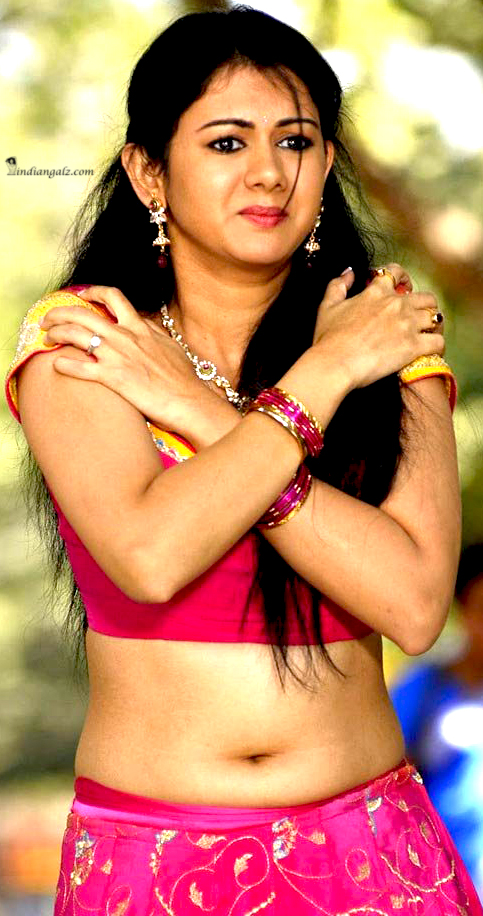 Kamna Jethmalini – Hot deep navel